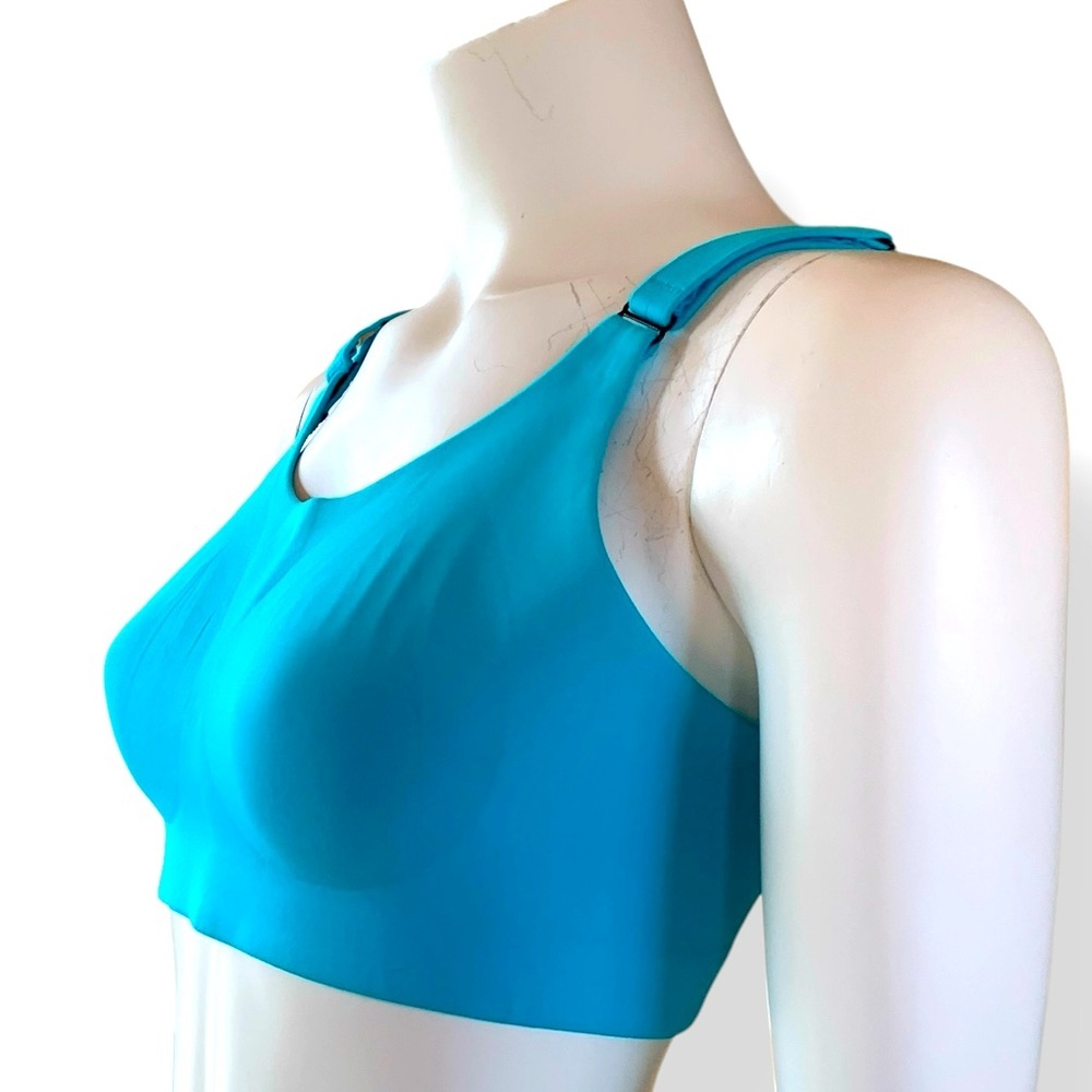 Lululemon sports bra 34D